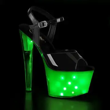 ILLUMTR-709 Boty Pleaser